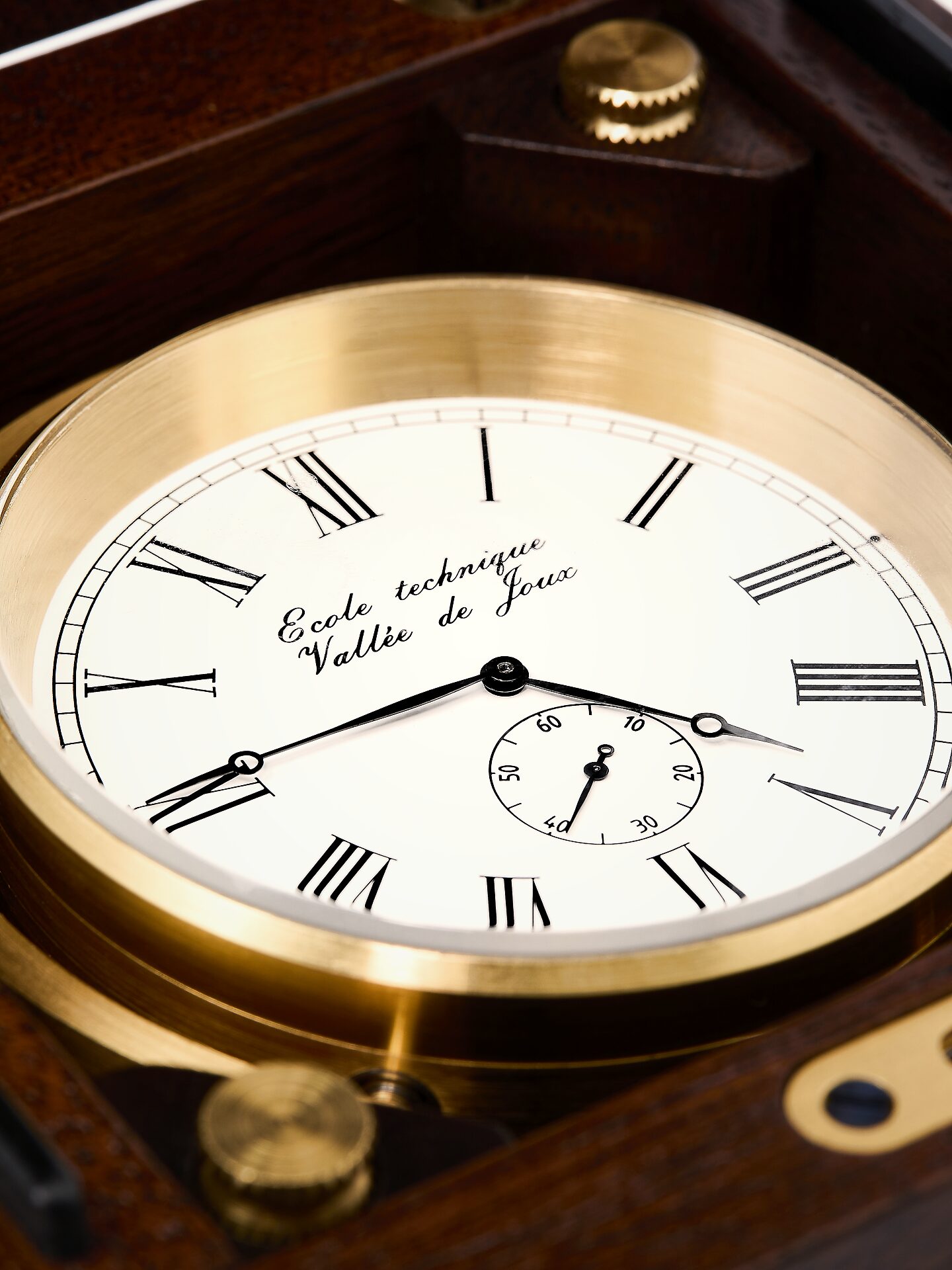 Chronomètre de marine gravé École technique de la Vallée de Joux