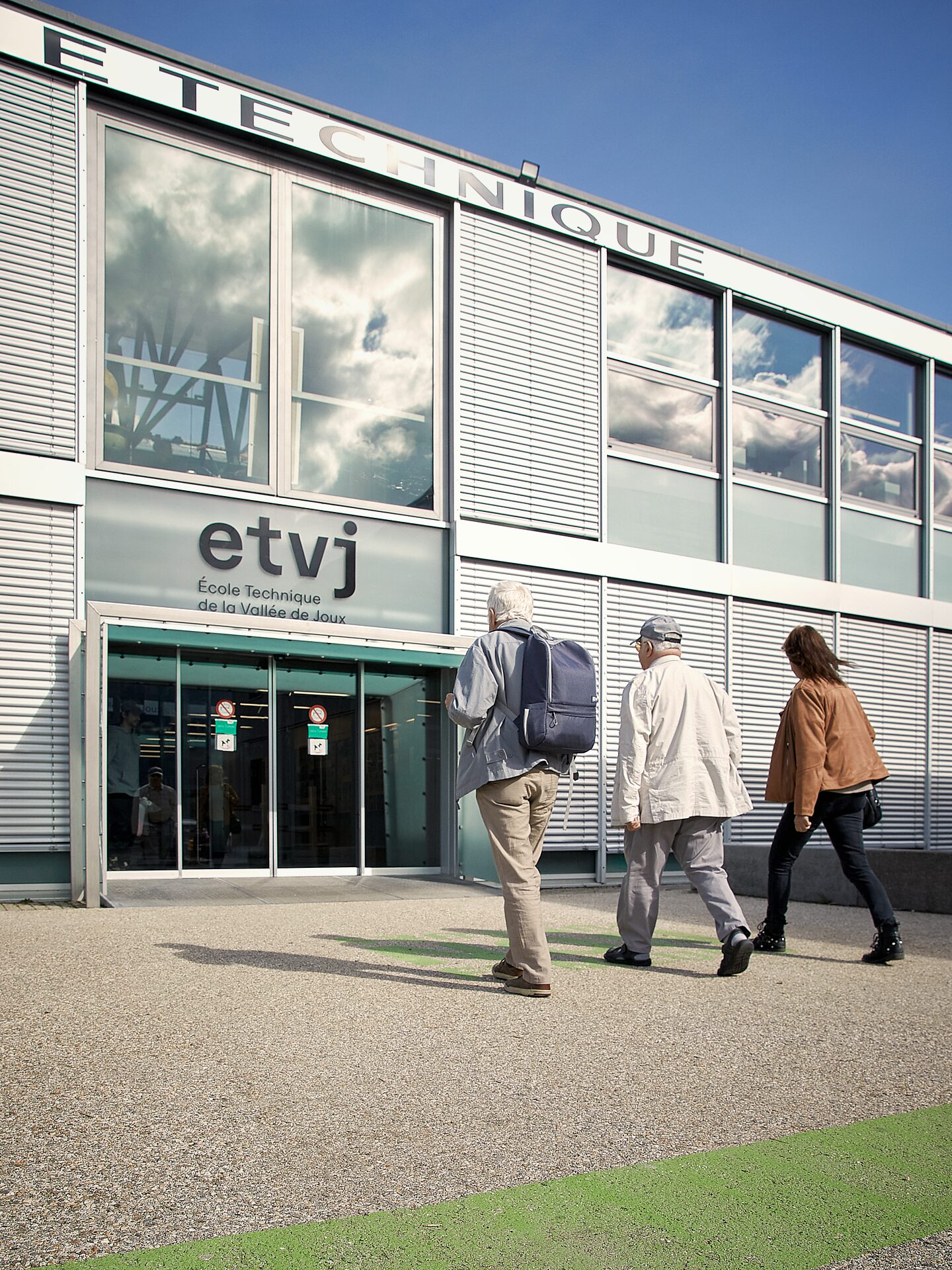 Entrée de l'École technique de la Vallée de Joux